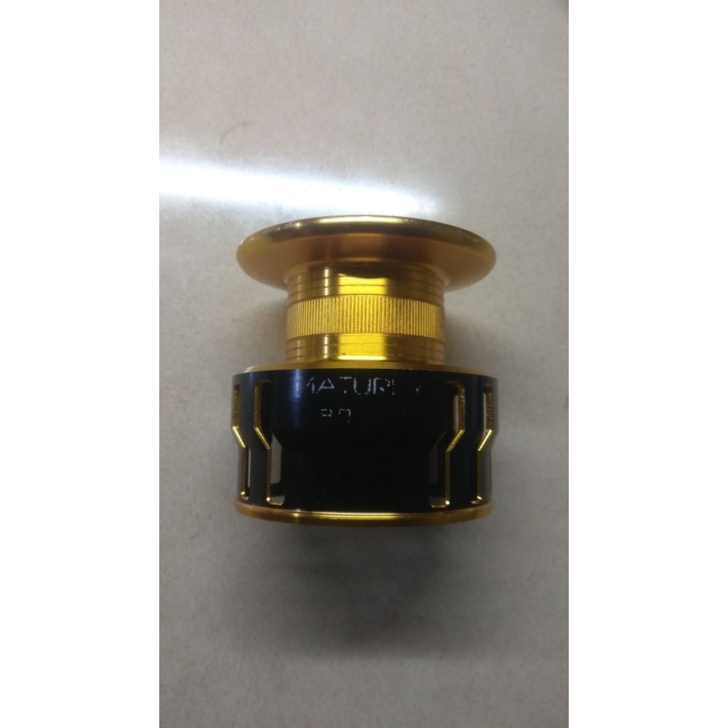 Spool ryobi maturity 8000