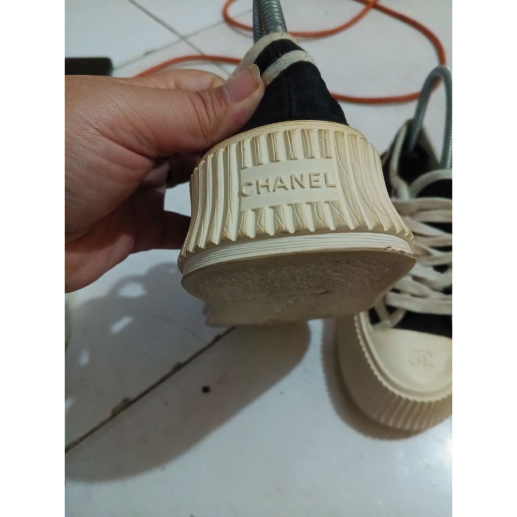 Sepatu Preloved size 40