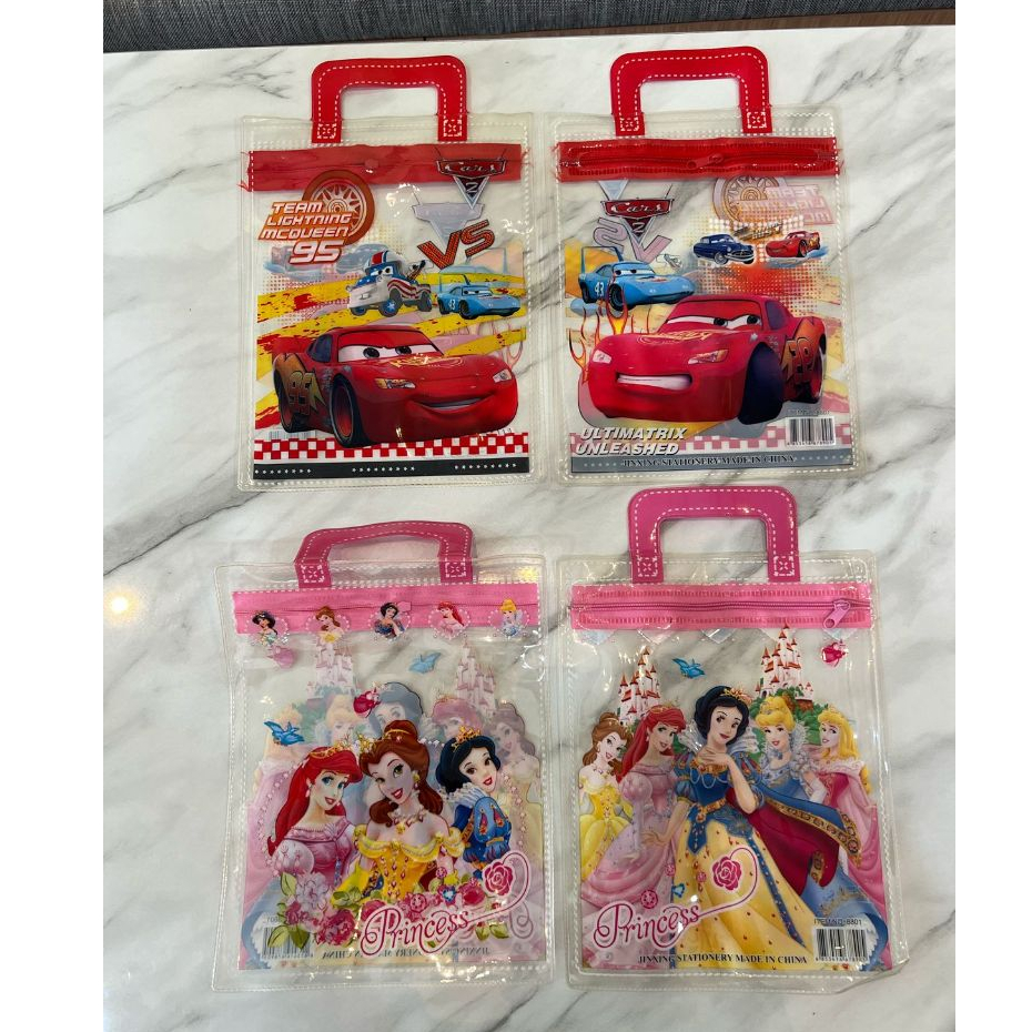 

Tas Mika Ulang Tahun