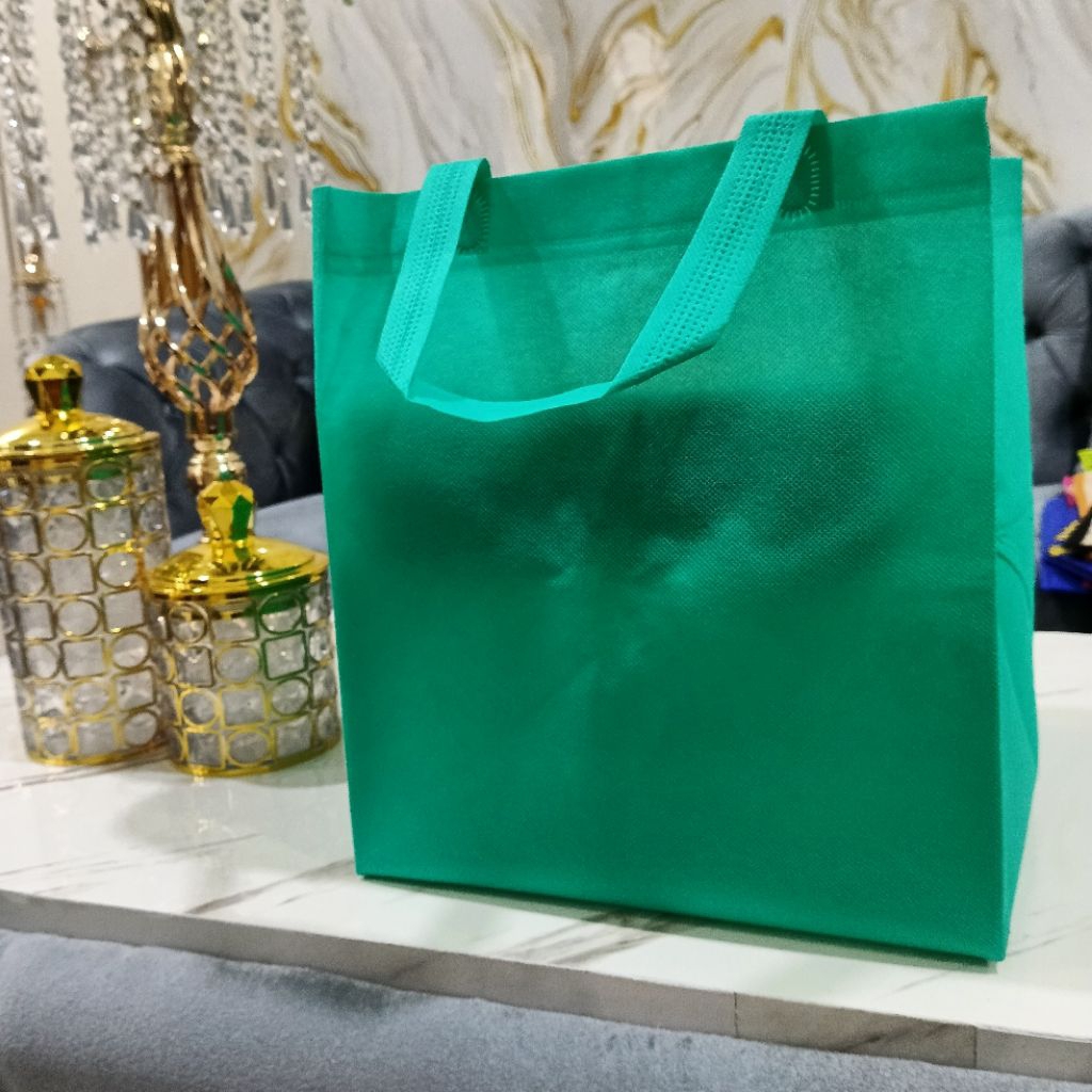 

12pcs Tas Hajatan 22x22x30 pres