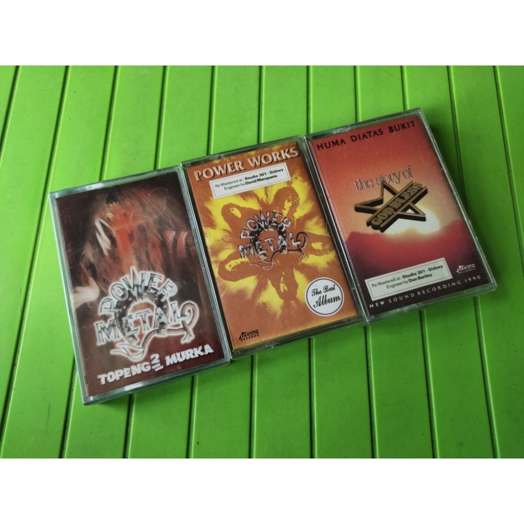 Kaset pita Sepaket Power metal God bless segel 3 album sepaket