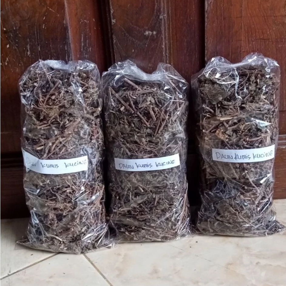 

Daun Kumis Kucing Kering 100 gr