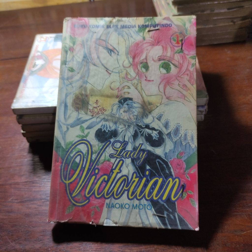 Komik Lady Victorian Naoko Moto