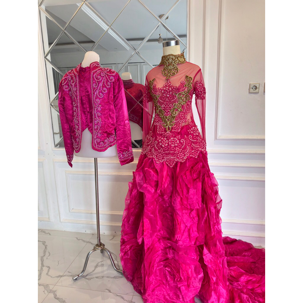 preloved gaun pengantin pink fanta
