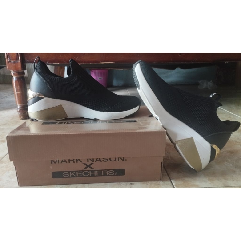 Skechers women second