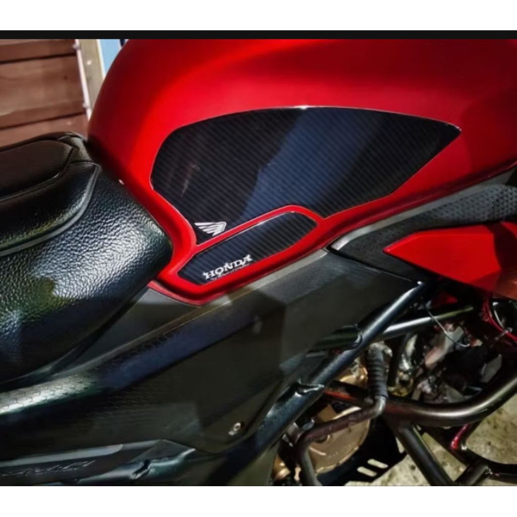 tank pad samping honda cb150r new timbul honda cb150 r new emblem tankpad samping cb150 r protektor