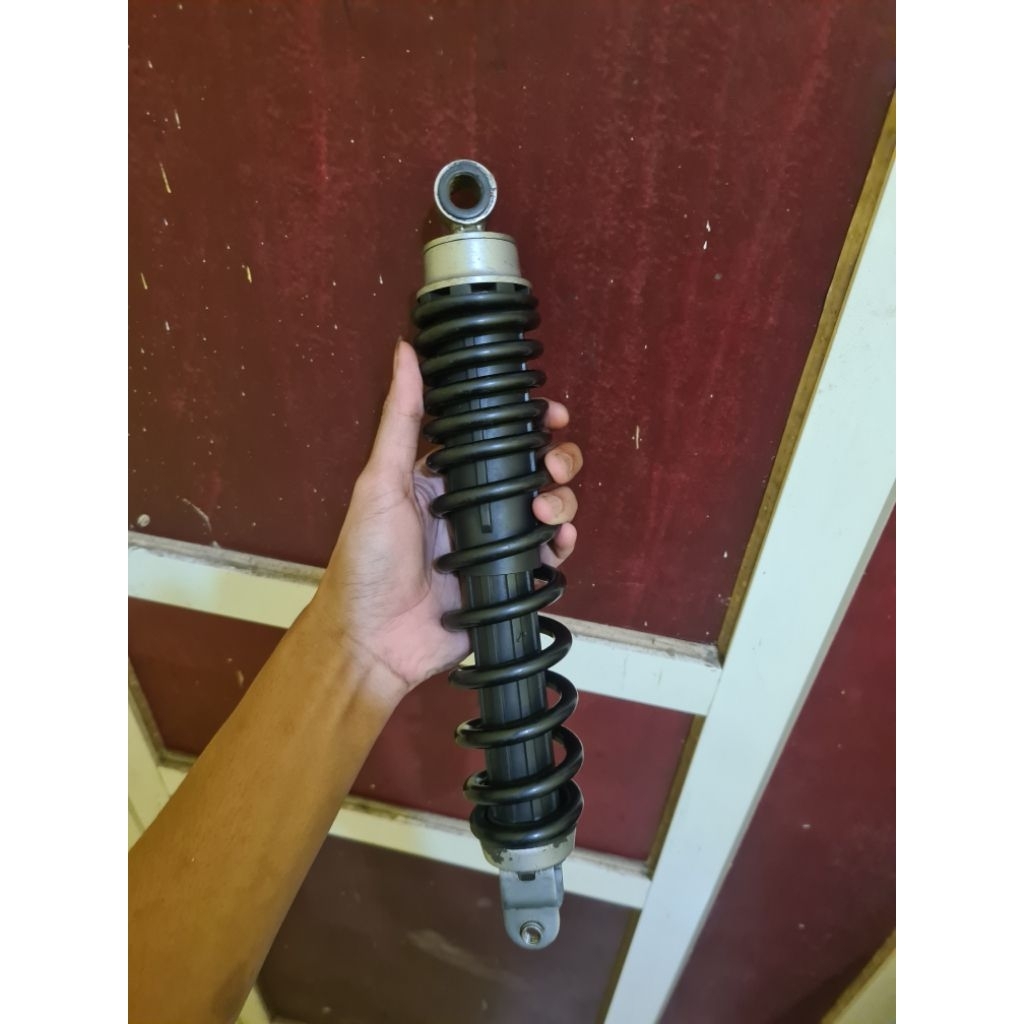shock bekalang vario 125 copotan