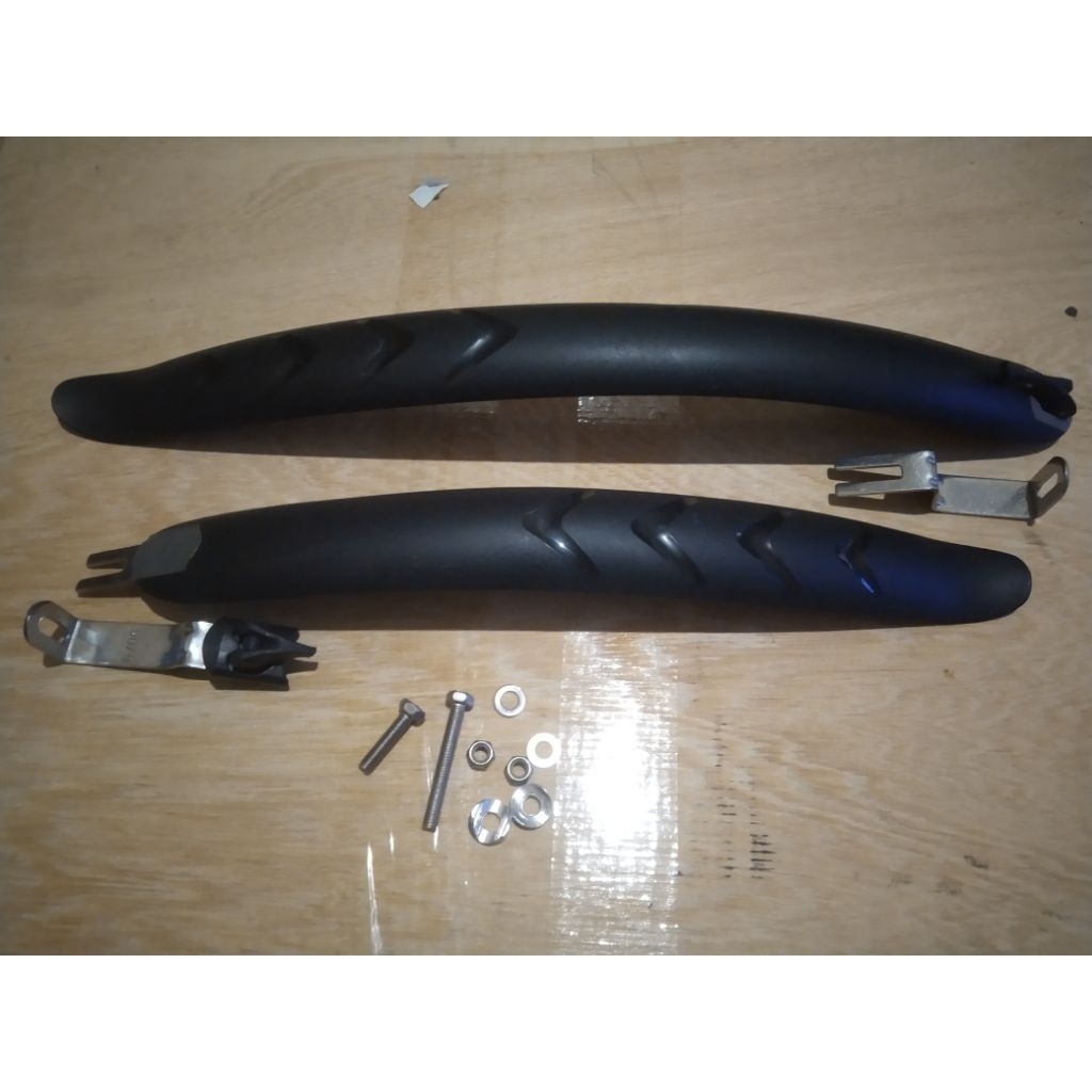 fender sepeda lipat
