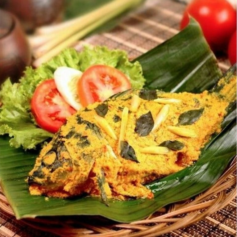 

Pepes Ikan Mas / Pepes ikan / BJ food