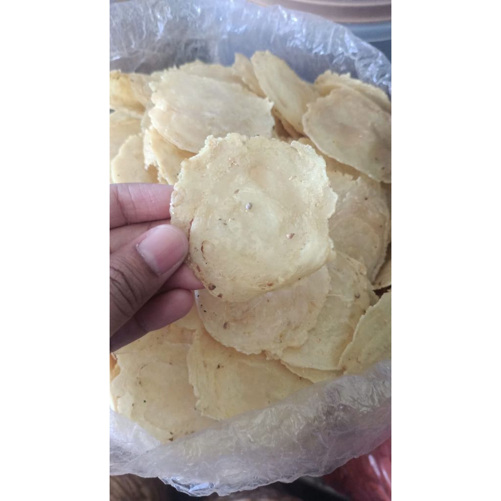 

Emping Mentah Berbumbu 250gram Oleh-oleh Cirebon