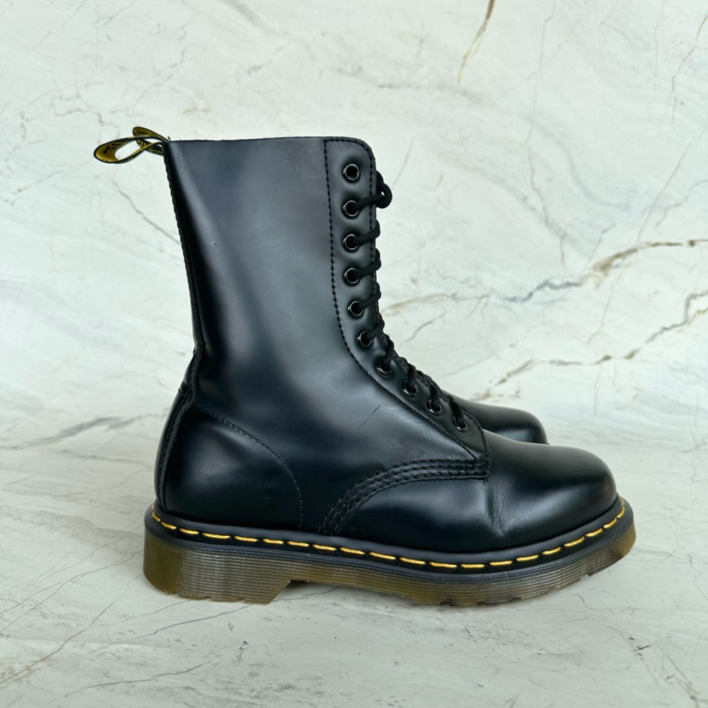 Dr martens 1490 Black smooth