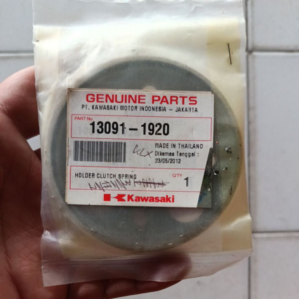 plat holder dudukan per kopling kawasaki klx 150 ori kgp