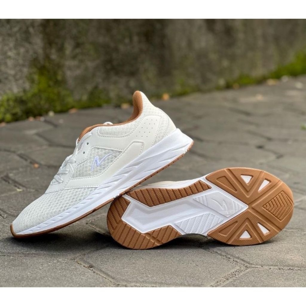 SEPATU RUNNING SPECS SONIC LILY WHITE SEPATU RUNNING SPECS RUNNING SPECS SEPATU OLAHRAGA SPECS SEPAT