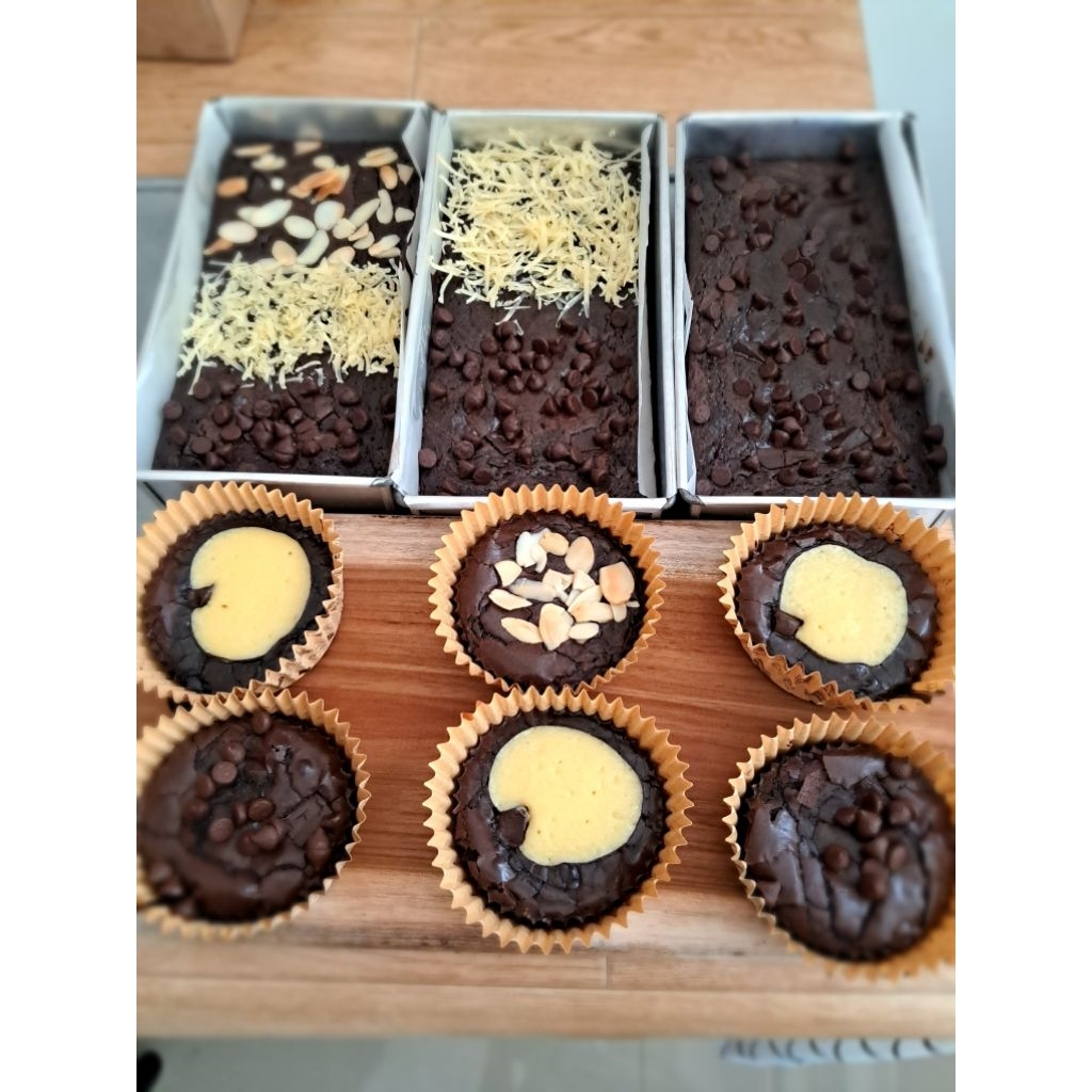 

Brownies Panggang Fudgy dan Lumer ukuran reguler