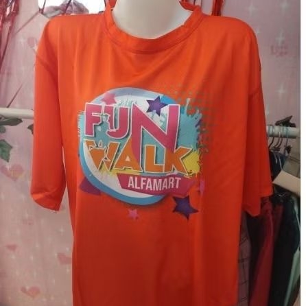 kaos jersey merah olahraga