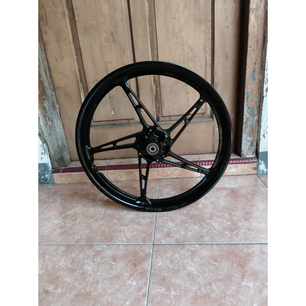 velg jupiter z1 depan original