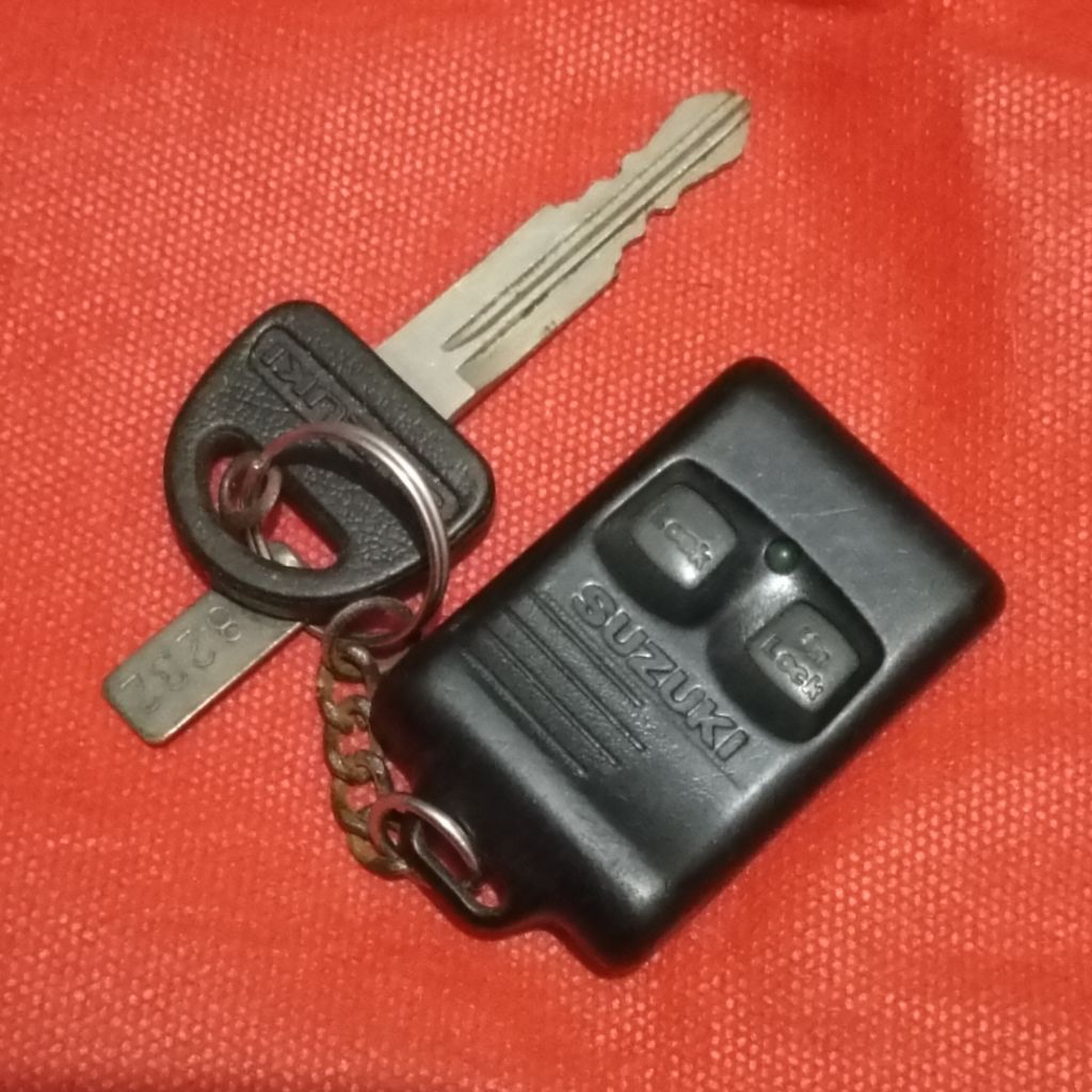 Remot Mobil SUZUKI BALENO Second Original Bawaan Dealer