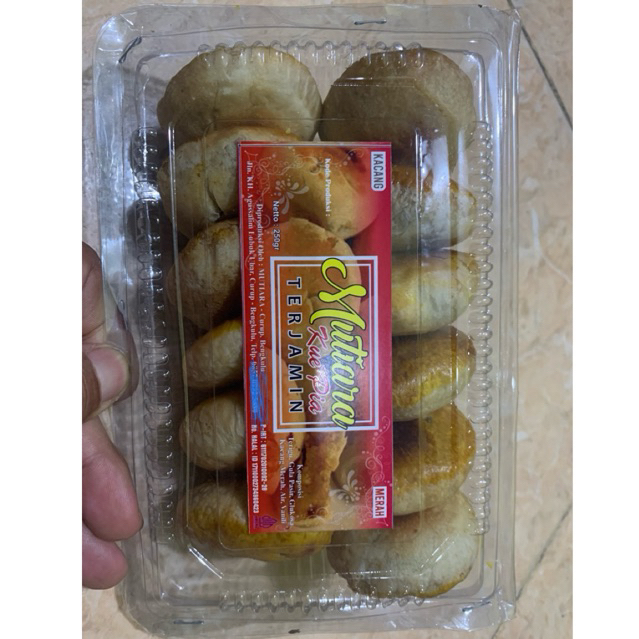 

Kue pia isi kacang merah 250 gram