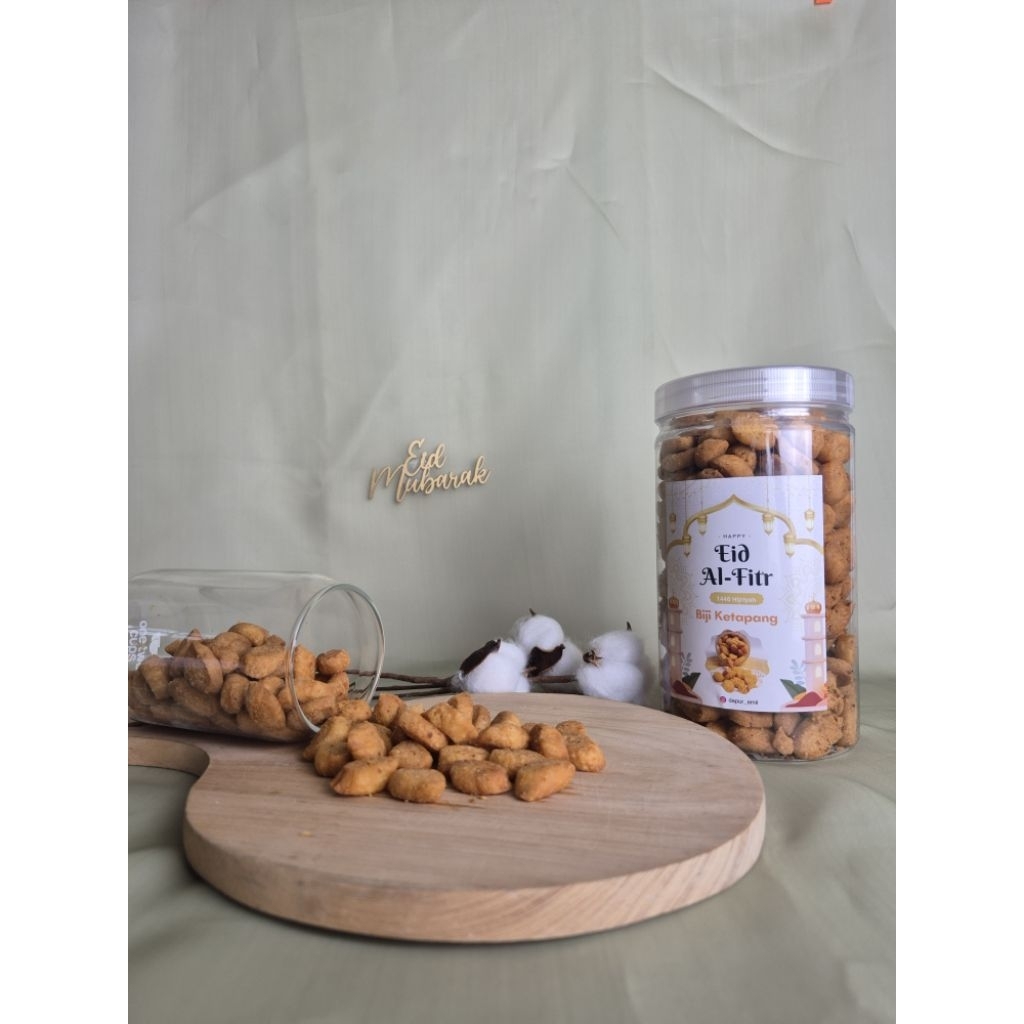 

Biji Ketapang 500gr - Toples (Cemilan khas Betawi)