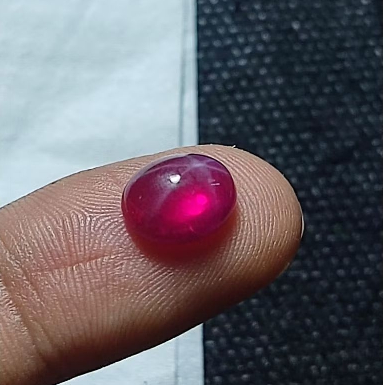 Batu ruby star natural