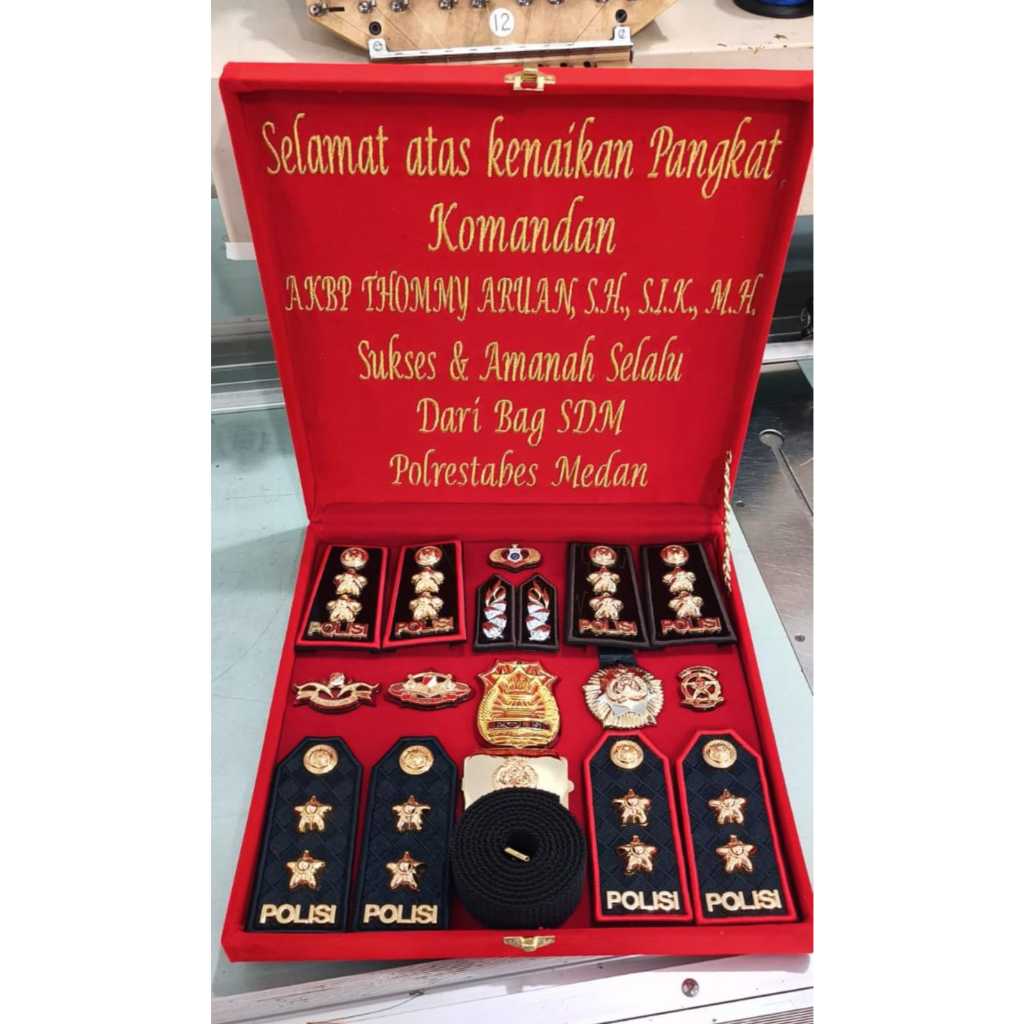 

BOX untuk hampers/kado/penyimpanan/giftbox u 30x30cm hanya box saja