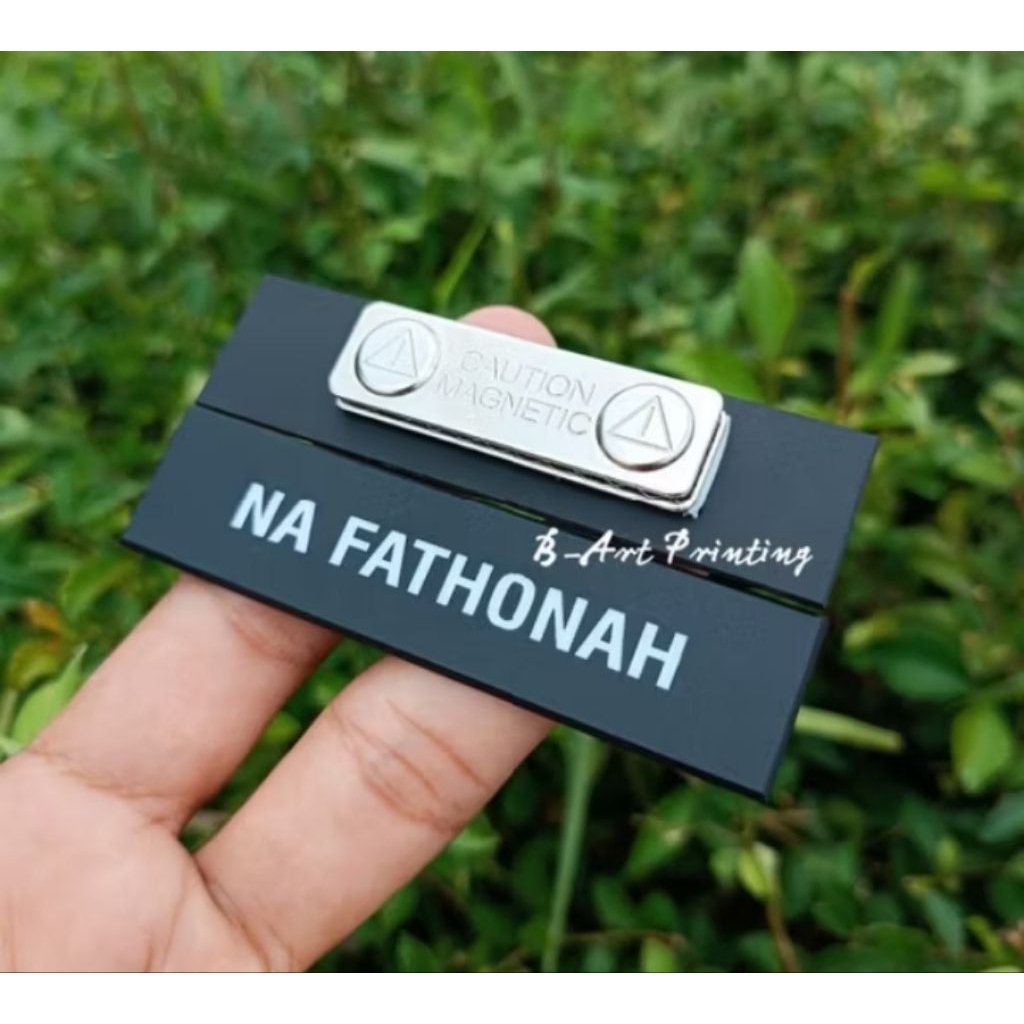 

SEHARI JADI Name Tag Grafir Gravir Gravier DOFF Laser MURAH( Nametag Ukir/Laser, Papan Nama Persit, PNS, PDH, TNI/POLRI)