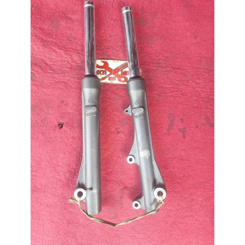 Shockbreaker Depan Honda Beat Esp Beat Eco KZL G 2017-2019 Bekas Original