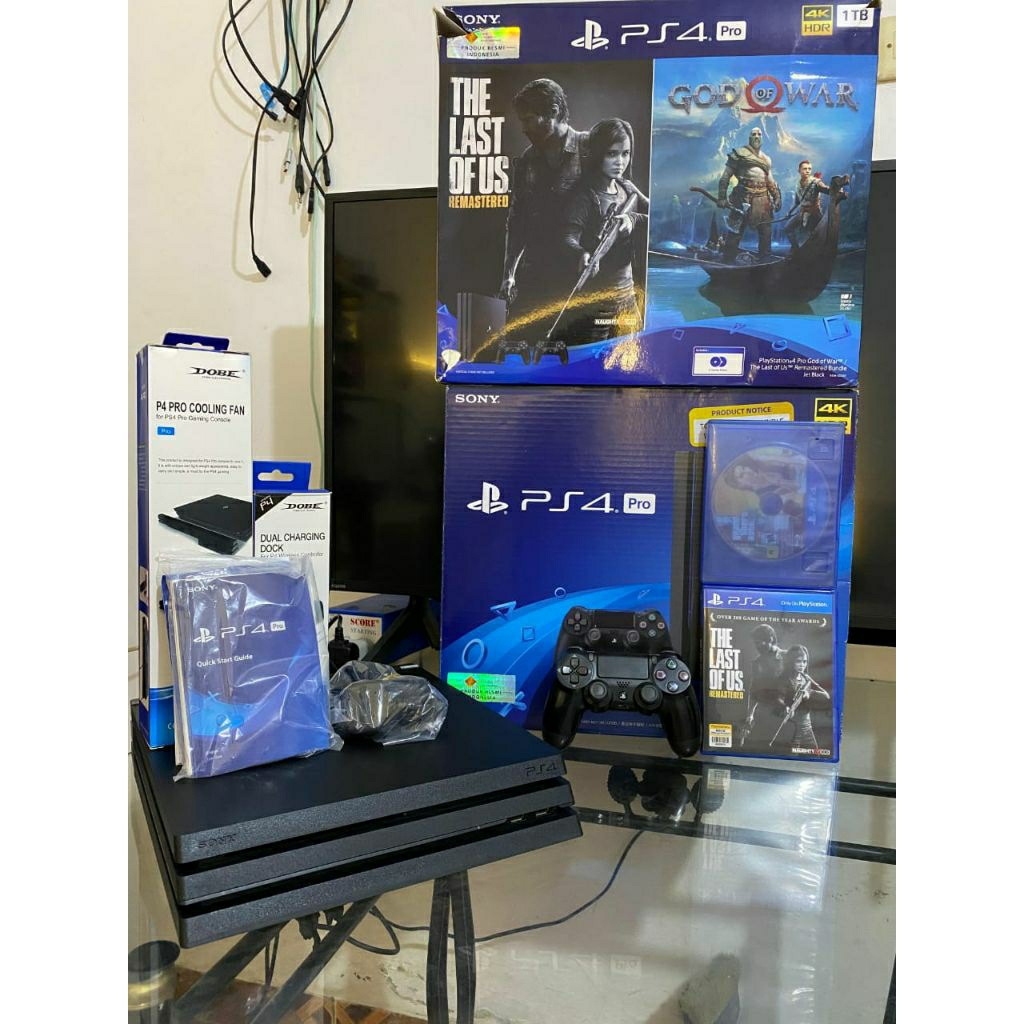 PS4 PRO ORIGINAL GARANSI SONI INDONESIA ( SERI 7218B FULSET DAN FULGAME ) KHUSUS LUAR JABODETABEK