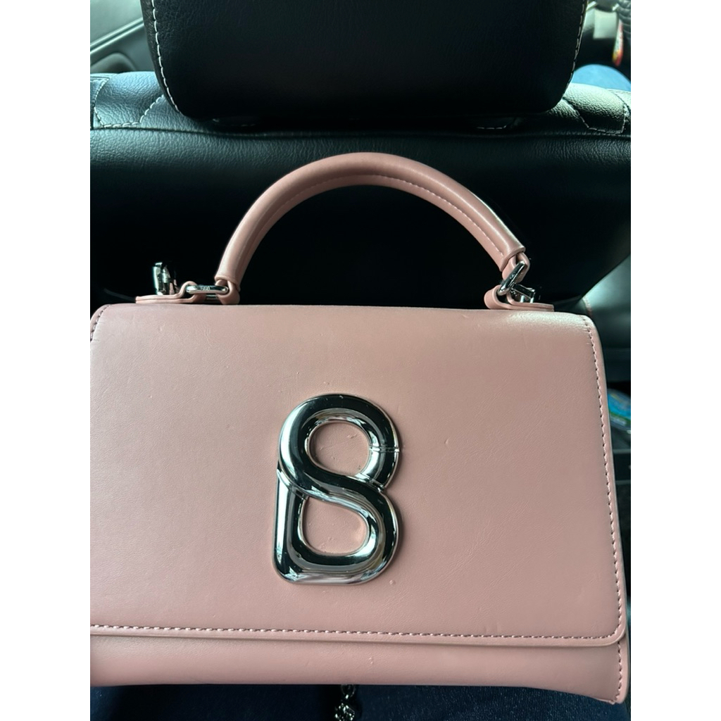 PRELOVED TAS BUTTONSCARVES