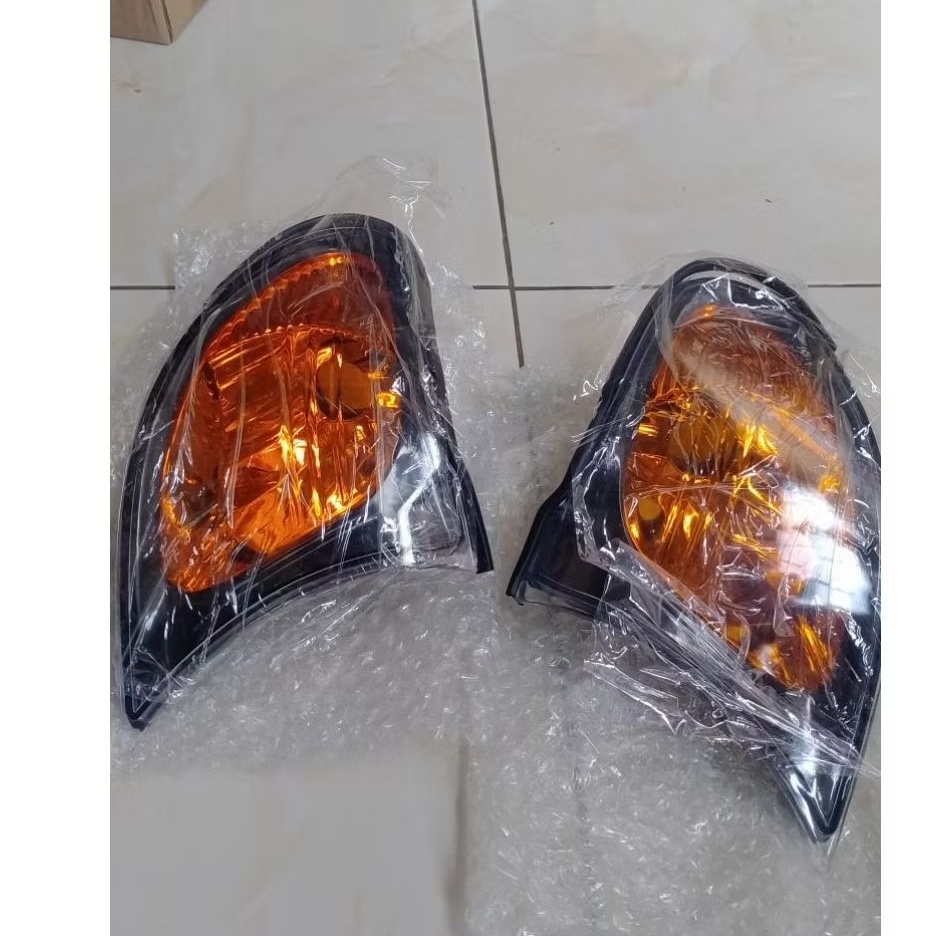Sein Depan Kuning BMW E46 Facelift sepasang KIRI - KANAN