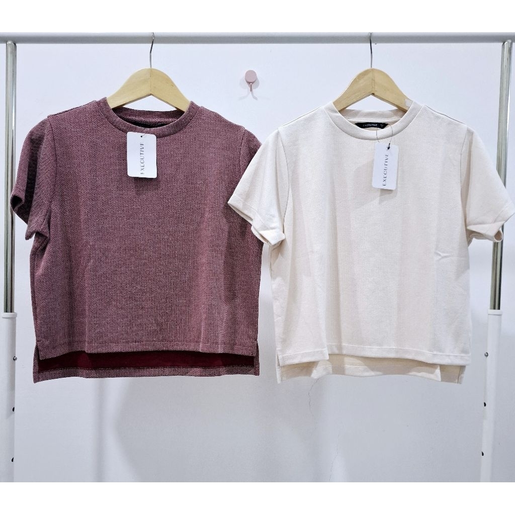 EXECUTIVE BAJU  ATASAN WANITA LENGAN PENDEK TEXTURE KNIT