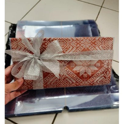 

(MIKA SAJA) Kotak Full Mika Ukuran 21x12.5x3 DK
