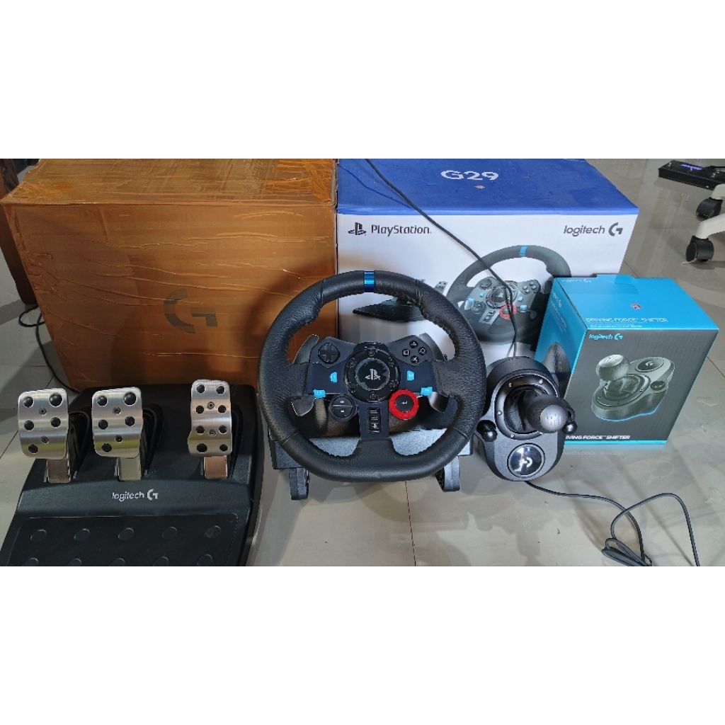 Logitech G29 Driving Racing Wheel + Logitech Driving Shifter Bundling Bekas [SECOND]