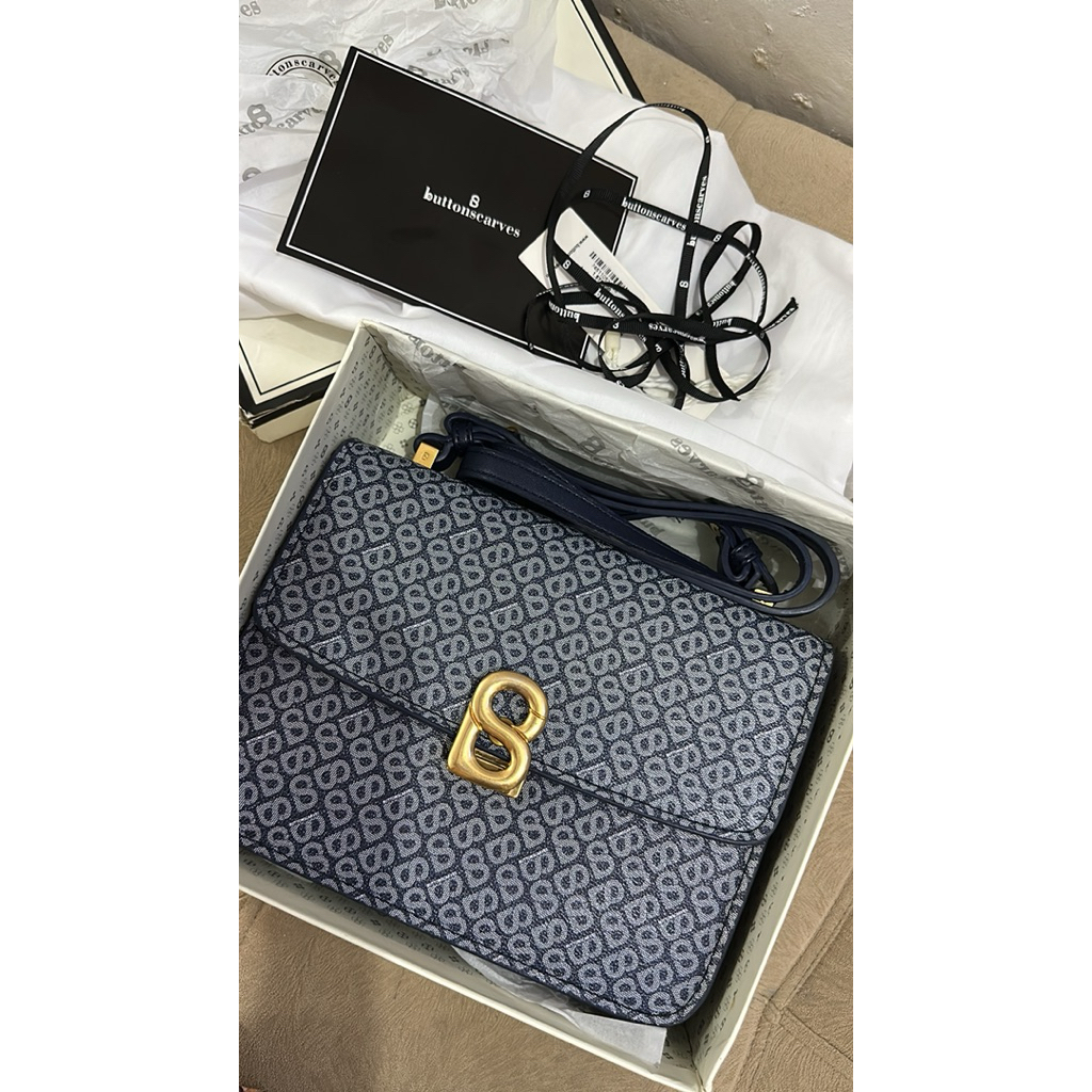 preloved Buttonscarves Audrey Canvas Bag Navy ( baca deskripsi)