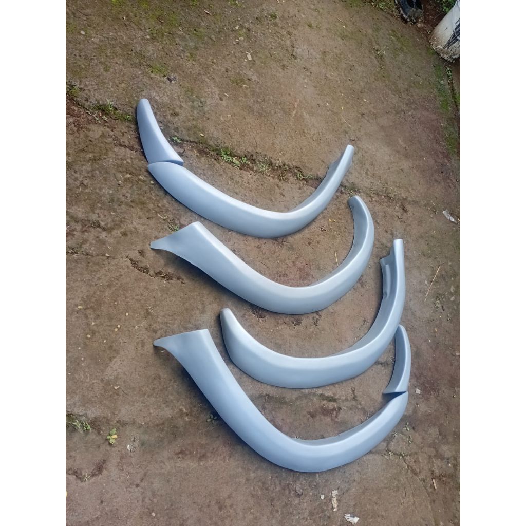 over fender Strada L200 model ori