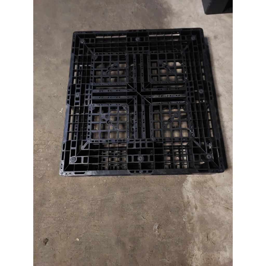 

palet plastik murah 110x120x15 jaring
