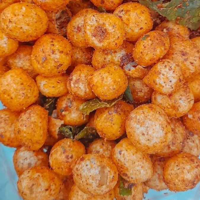 

Cimol Pedas Daun Jeruk Kemasan 250gr