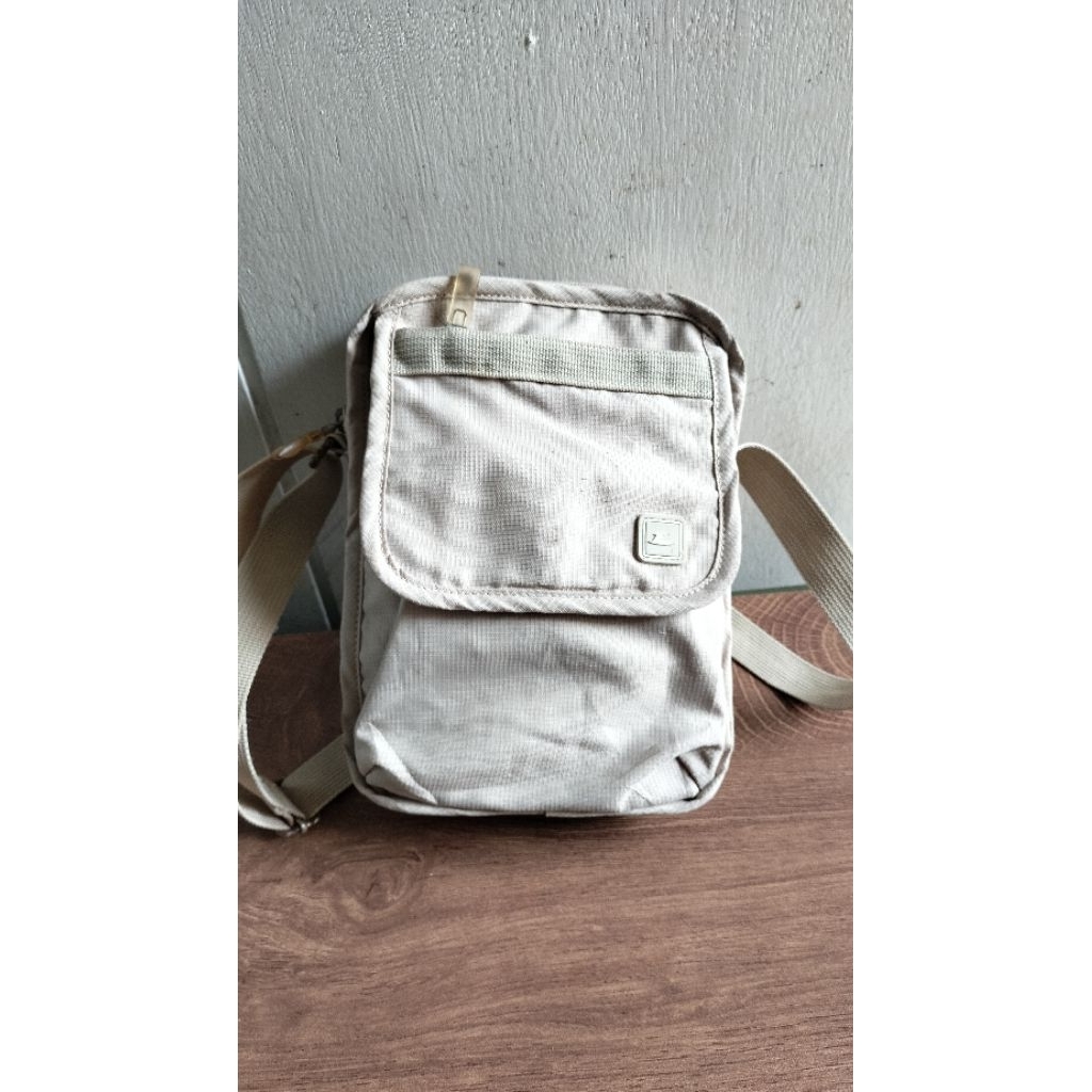 Sling Bag second " lecaf "