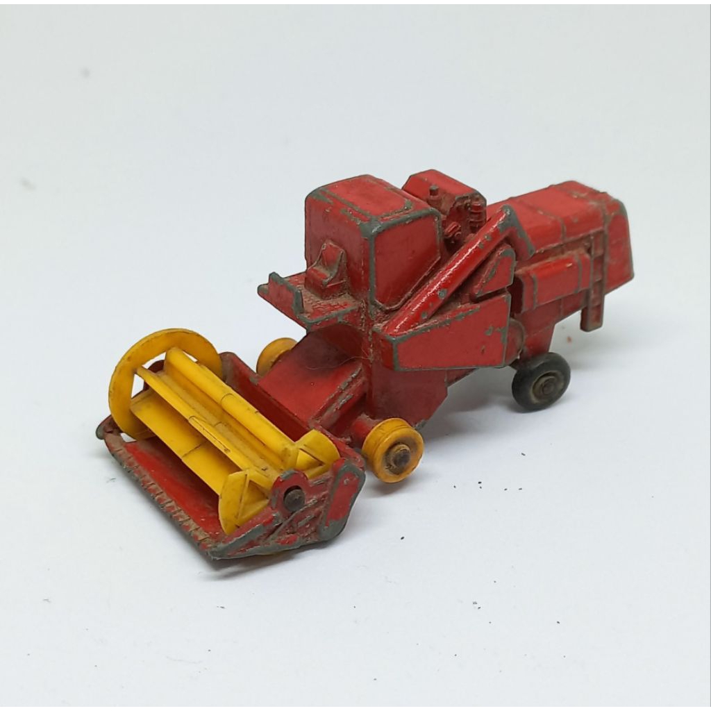 matchbox claas combine harvester lesney made in england loose diecast junk (t)
