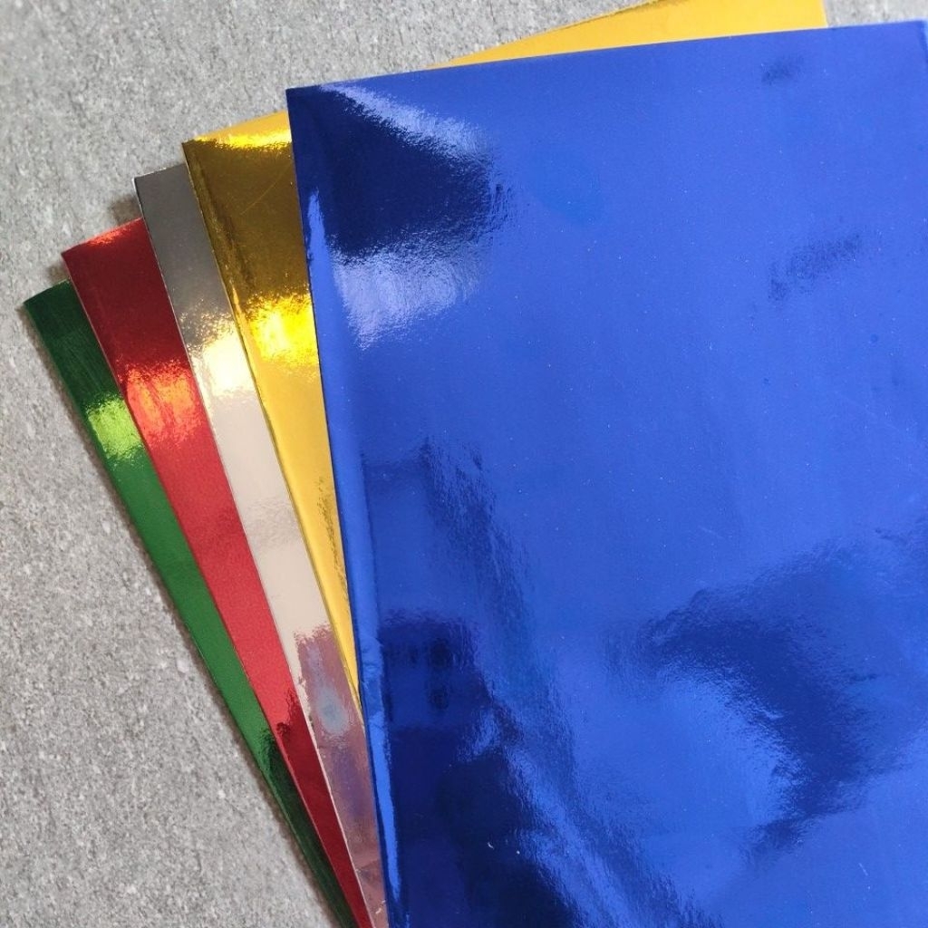 

SAMPUL Buku WARNA METALIK SIAP PAKAI Isi 5 Warna (Hanya SAMPUL)