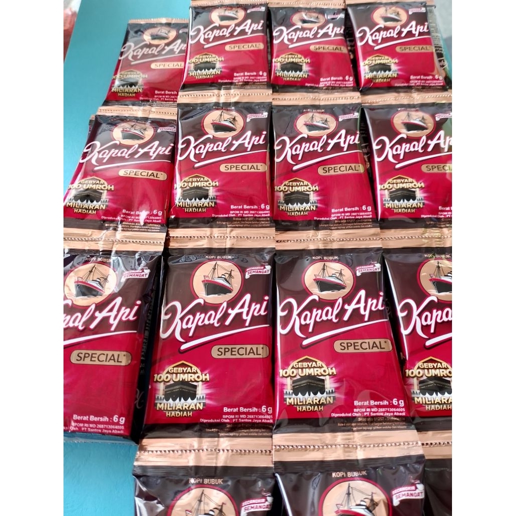 

kopi kapal api 1 renteng isi 10 sachet