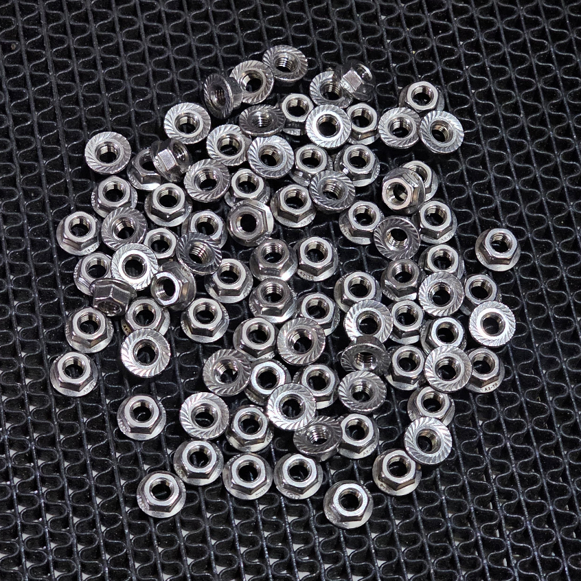 Mur m5 mur baut 8 stainless (std)