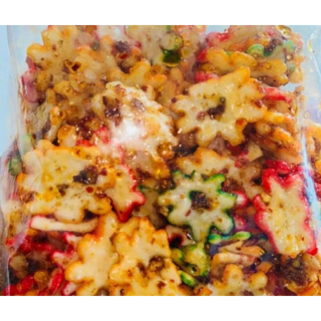 

cemilan pedas 250 gram seblak kering kerupuk bintang daun jeruk