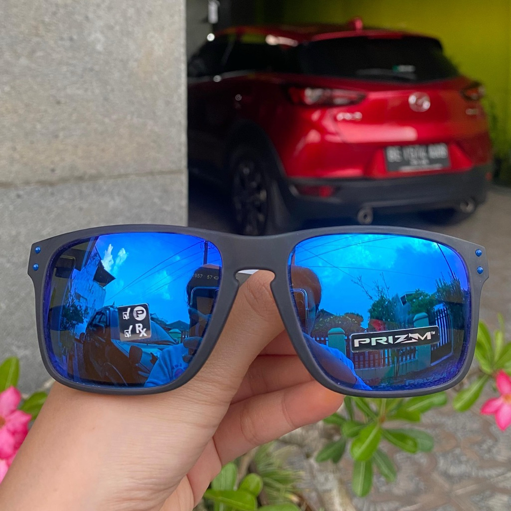 Oakley holbrook original