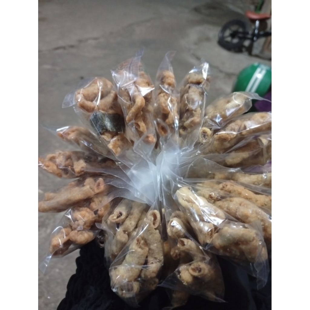 

kripik usus best seller (isi 20 pcs)