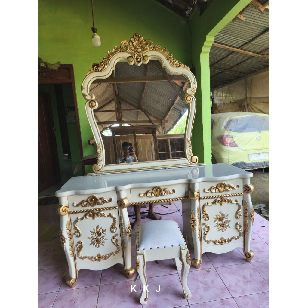 Meja rias ukir//Meja rias kuda laut kayu jati
