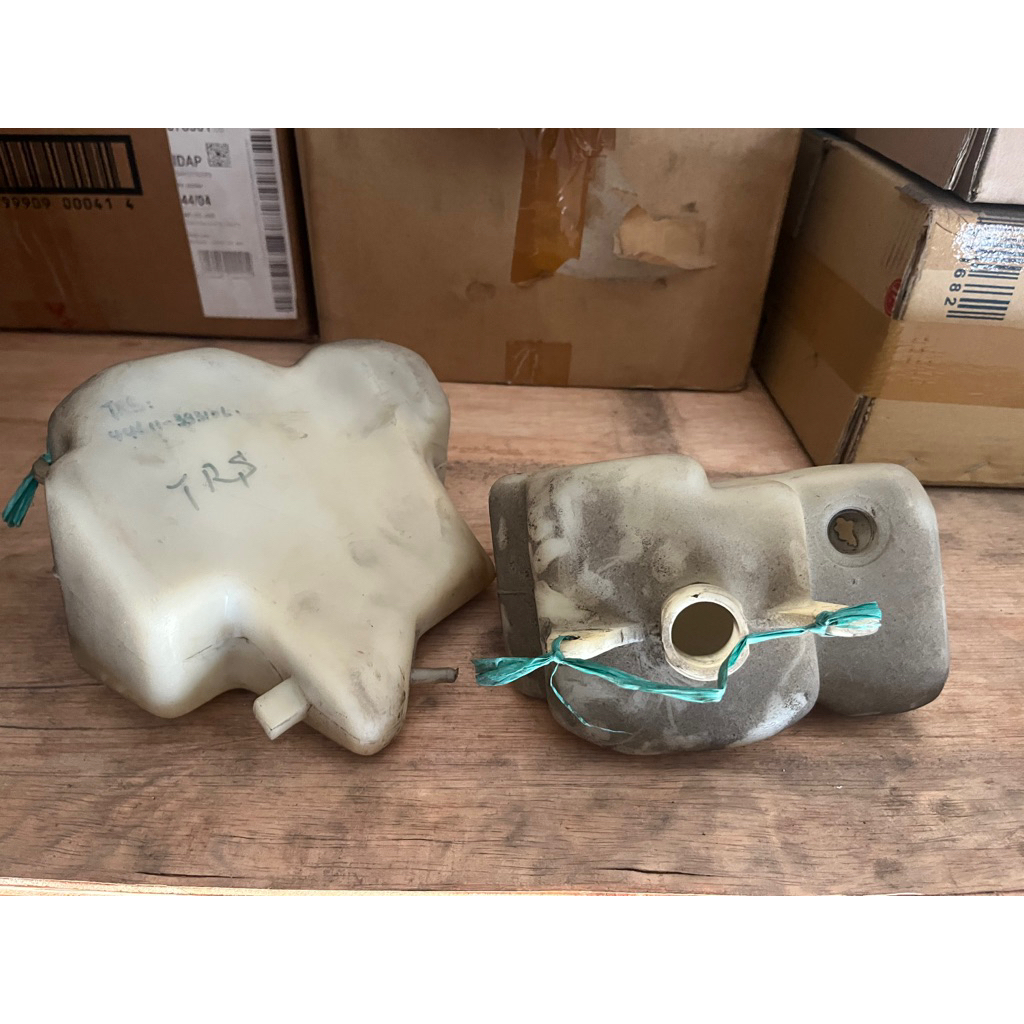 Tangki oli samping suzuki trs original