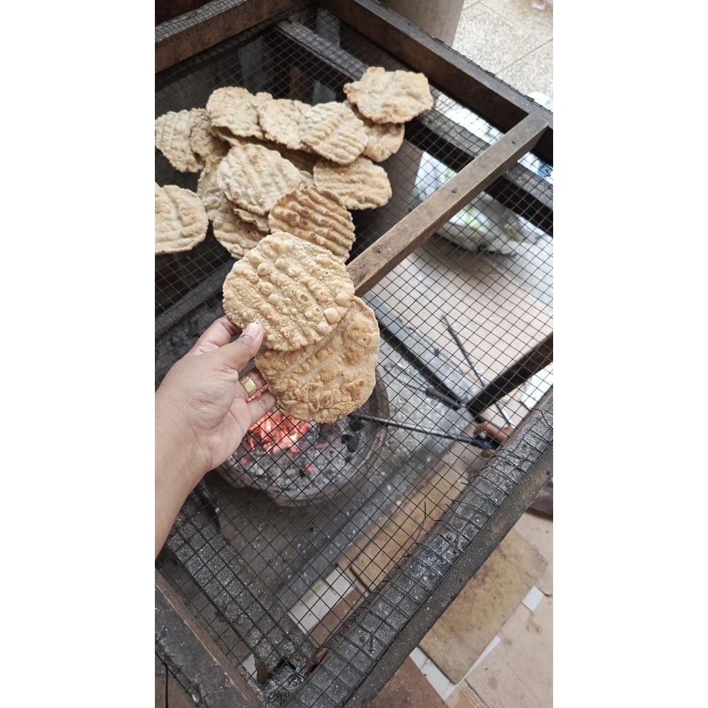 

isi 25 KEMPLANG BAKAR SARDEN(WANGI) KEMPLANG TUNU+ SAMBAL MERAH