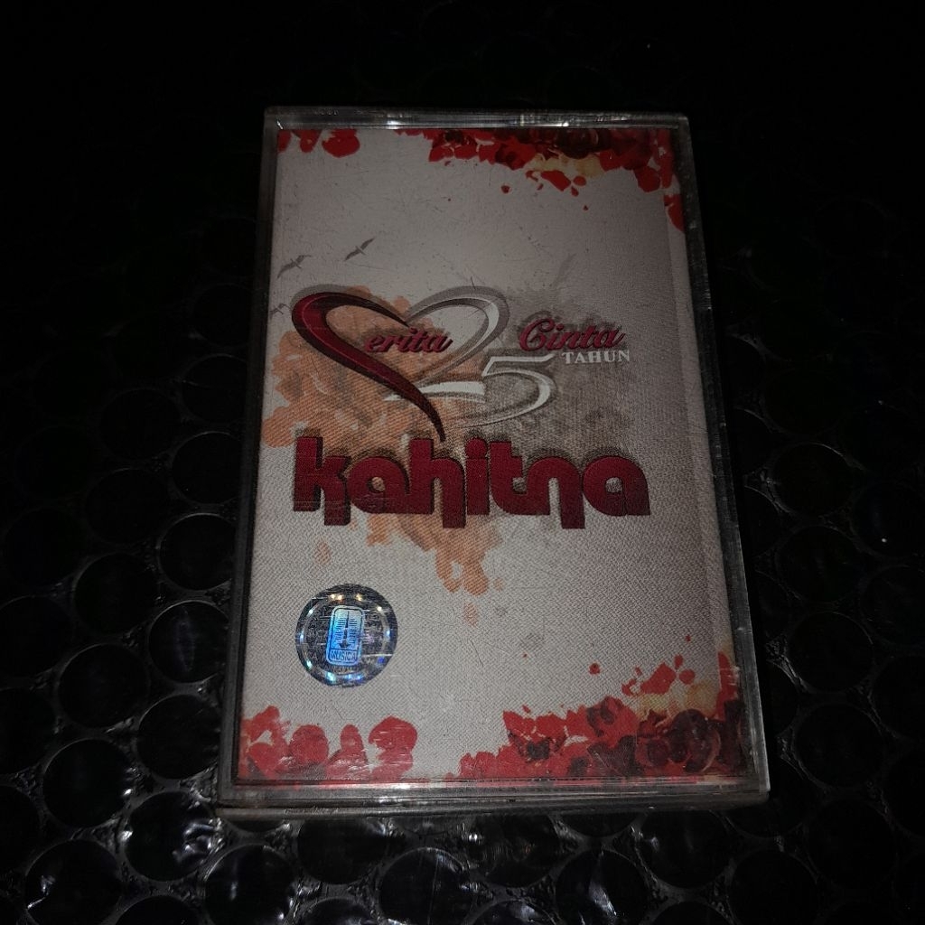 kaset pita kahitna cerita cinta 25 tahun