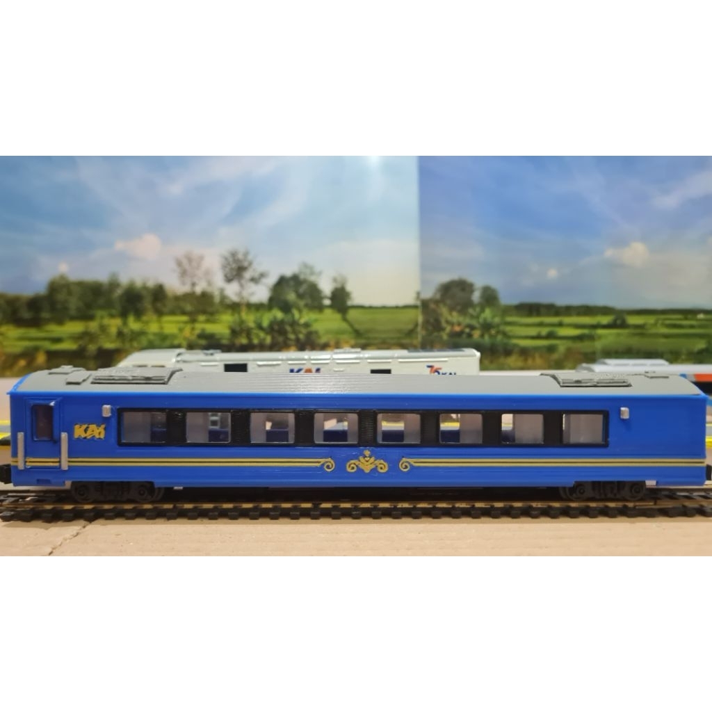 Miniatur Kereta Api / Kereta Model Gerbong Compartment Skala HO (Skala Agung Craft)